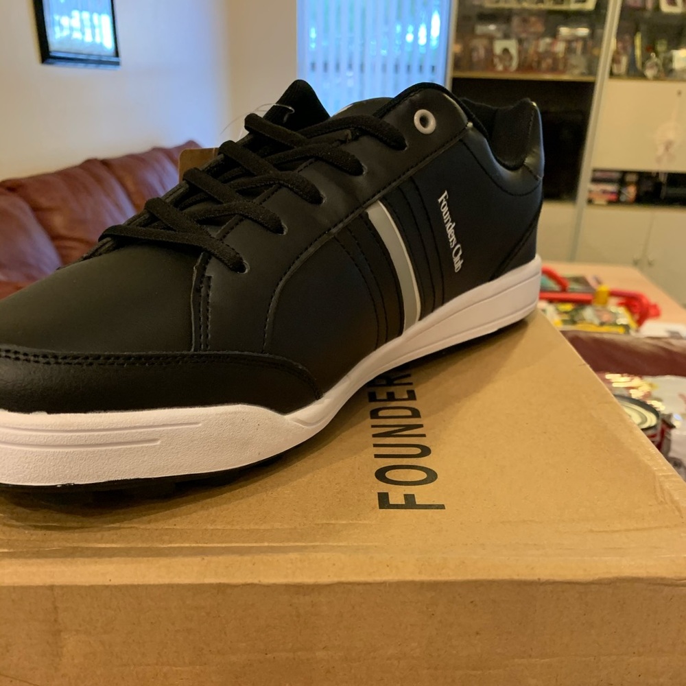 Founders Club Mens shoe